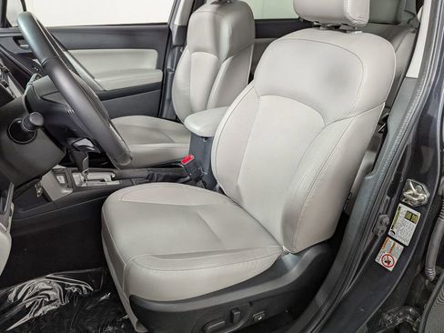 Used 2018 Subaru Forester 2.5i Limited AWD/4WD image 17
