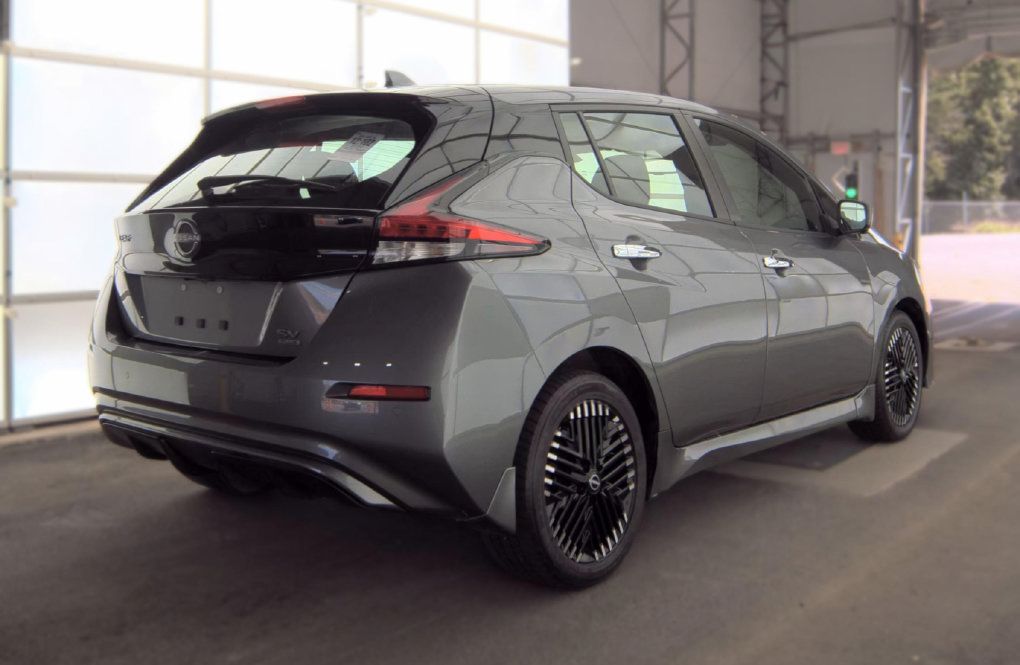 Used 2024 Nissan Leaf SV Plus FWD image 3