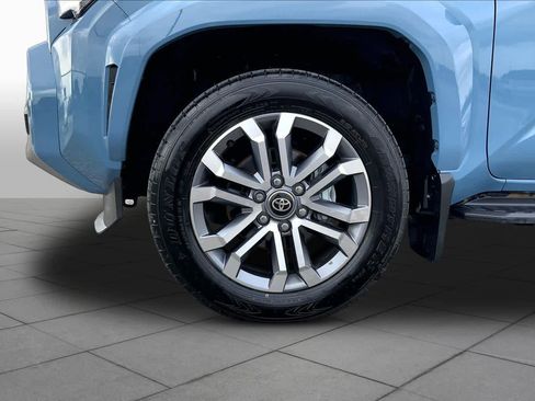 Certified 2025 Toyota 4Runner Limited AWD/4WD image 11