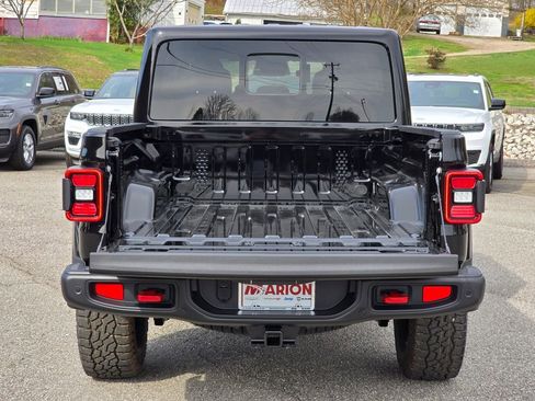 New 2026 Jeep Gladiator Rubicon image 13