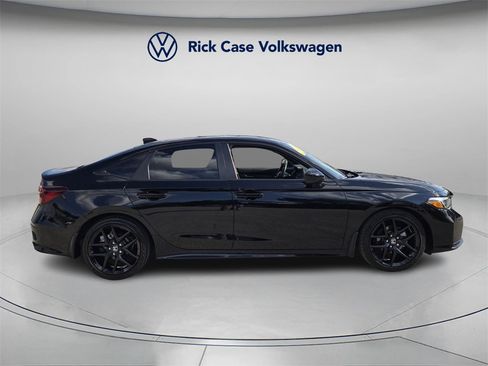 Used 2025 Honda Civic Sport image 3