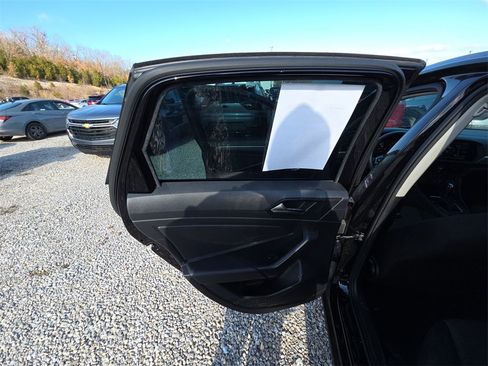 Used 2021 Volkswagen Jetta S w/ Driver Assistance Package image 13