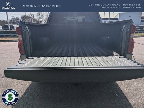 Used 2021 Chevrolet Silverado 1500 LT image 4