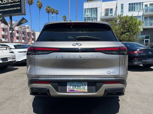 Used 2023 INFINITI QX60 Luxe w/ Cargo Package FWD image 6