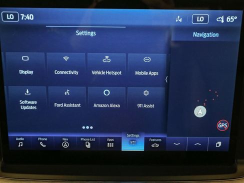 Used 2022 Ford F150 Lariat w/ Tow Technology Package image 26