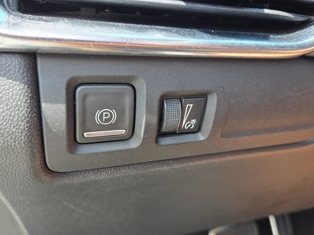 Used 2023 Cadillac XT4 Sport FWD image 29