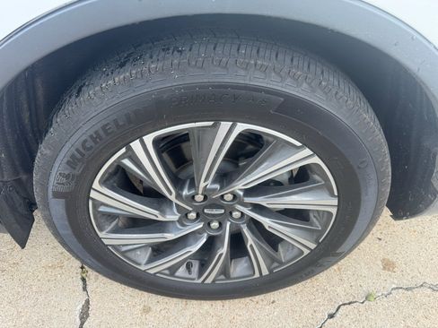 Used 2025 Lincoln Aviator 2WD image 10