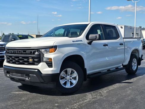 Used 2023 Chevrolet Silverado 1500 W/T w/ WT Value Package AWD/4WD image 1
