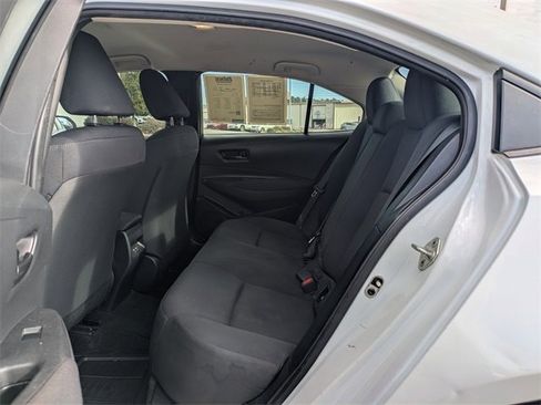 Used 2023 Toyota Corolla LE image 14