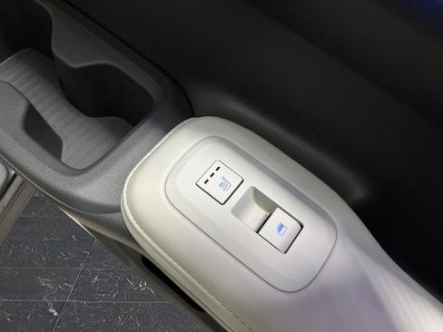 Used 2024 Hyundai Santa Fe Limited image 36