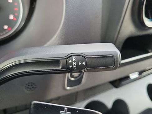 Used 2025 Mercedes-Benz Sprinter 2500 image 20