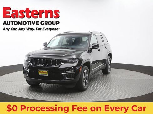 Used 2023 Jeep Grand Cherokee 4WD 4xe image 57