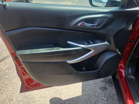 Used 2024 Chevrolet Trax RS w/ Driver Confidence Package FWD image 11