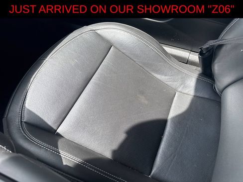 Used 2015 Chevrolet Corvette Z06 w/ 2LZ Preferred Equipment Group RWD image 18