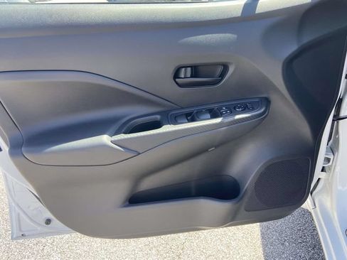 Used 2024 Nissan Versa S w/ Electronics Package FWD image 17