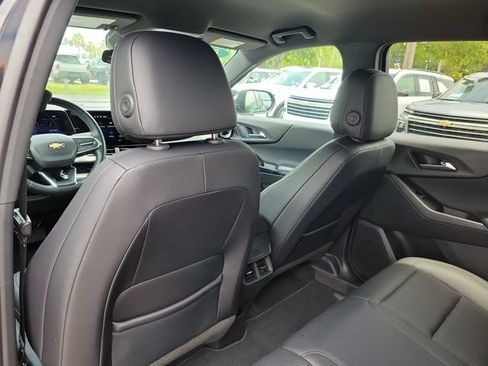 Certified 2026 Chevrolet Equinox LT w/ Convenience Package II FWD image 14