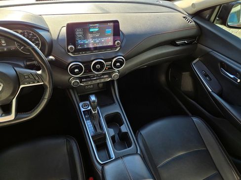 Used 2023 Nissan Sentra SR w/ SR Premium Package FWD image 16