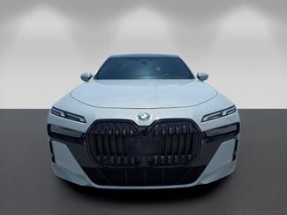 Used 2023 BMW i7 xDrive60 AWD/4WD video 2
