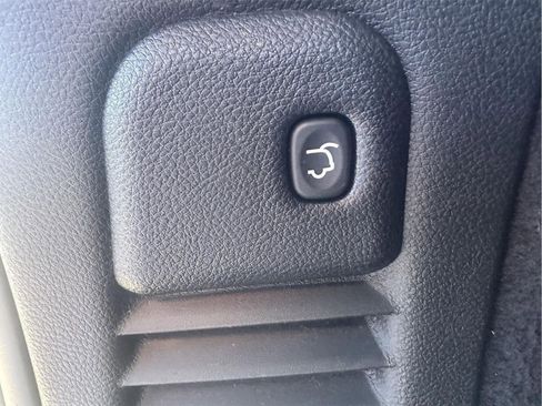 Used 2024 Dodge Durango GT image 43