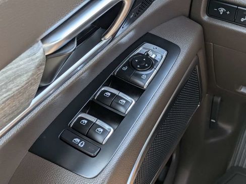 Used 2022 Kia Telluride SX w/ Towing Package FWD image 20