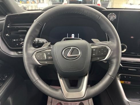 Used 2024 Lexus TX 350 AWD image 11