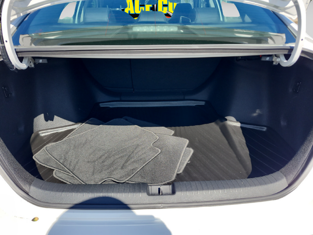 Used 2025 Honda Accord EX-L image 16