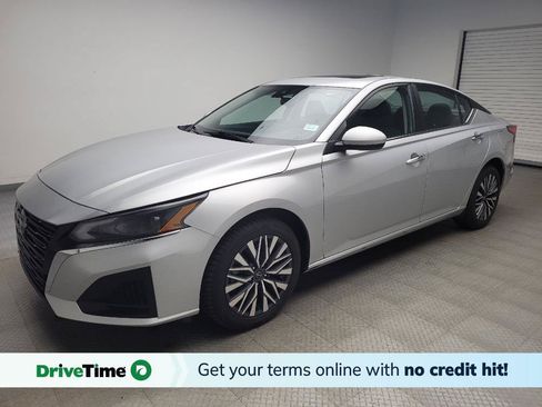 Used 2023 Nissan Altima 2.5 SV w/ SV Premium Package AWD/4WD image 1