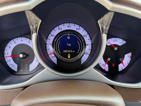 Used 2012 Cadillac SRX Luxury image 13