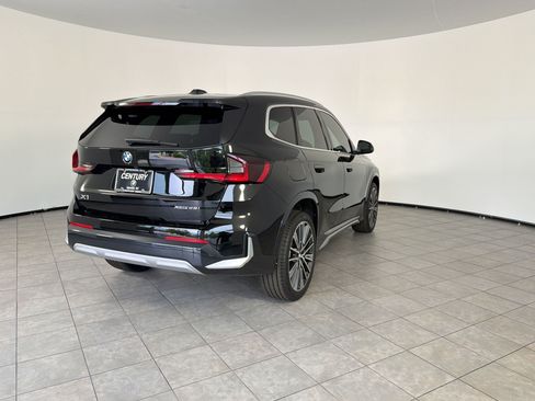 New 2026 BMW X1 xDrive28i w/ Convenience Package AWD/4WD image 9