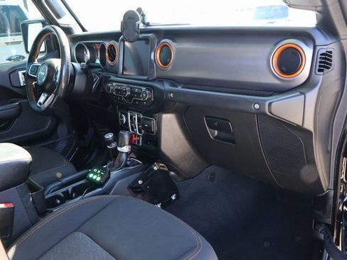 Used 2023 Jeep Gladiator Mojave w/ Cold Weather Group image 12