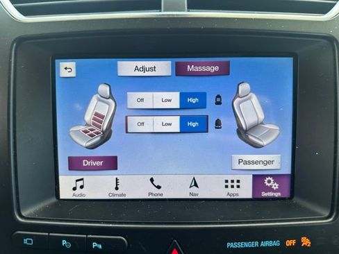 Used 2019 Ford Explorer Platinum image 16