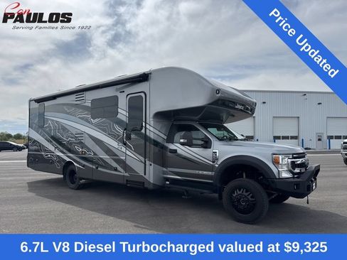 Used 2022 Ford F550 4x4 Regular Cab Super Duty w/ XLT Value Package image 1