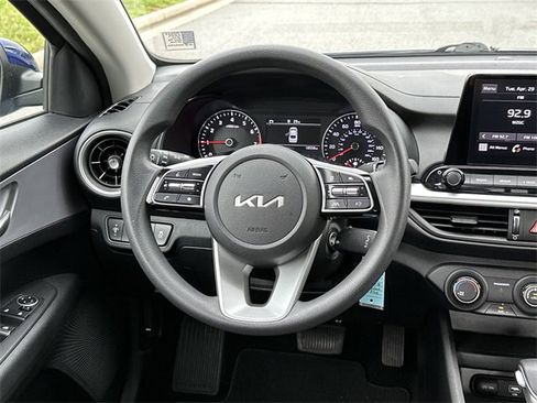 Used 2022 Kia Forte LXS image 24