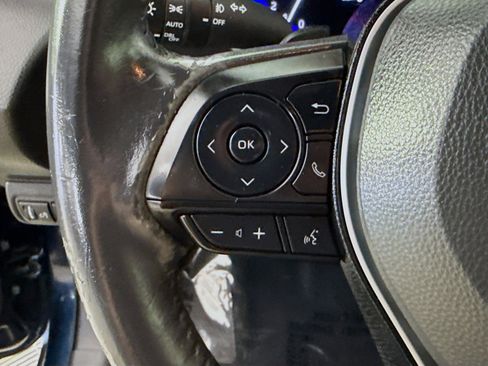 Used 2019 Toyota Corolla XSE FWD image 14