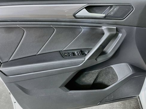 Used 2023 Volkswagen Tiguan SE R-Line FWD image 24