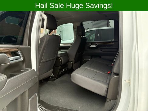 Used 2025 Chevrolet Silverado 2500 LT w/ Convenience Package AWD/4WD image 4