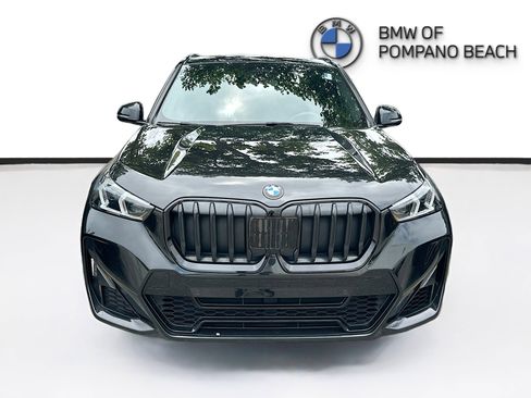Used 2023 BMW X1 xDrive28i w/ M Sport Package image 2