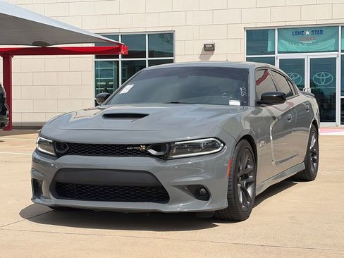 Used 2023 Dodge Charger Scat Pack RWD image 4