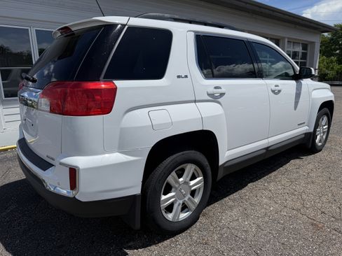 Used 2016 GMC Terrain SLE w/ Driver Alert Package I AWD/4WD image 5