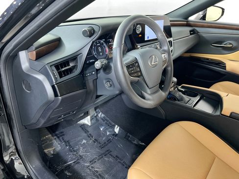 Used 2023 Lexus ES 350 w/ Premium Package FWD image 9