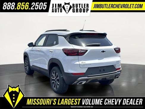 New 2026 Chevrolet TrailBlazer ACTIV w/ Convenience Package AWD/4WD image 2