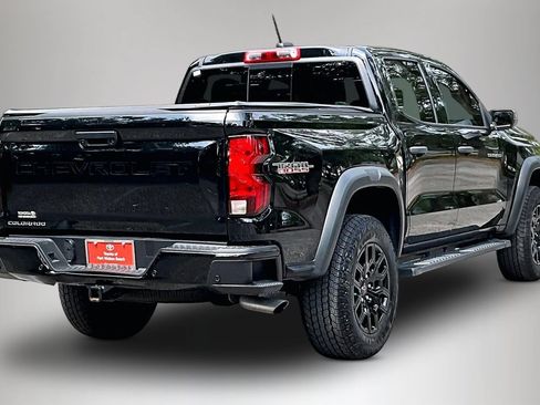 Used 2025 Chevrolet Colorado Trail Boss AWD/4WD image 5