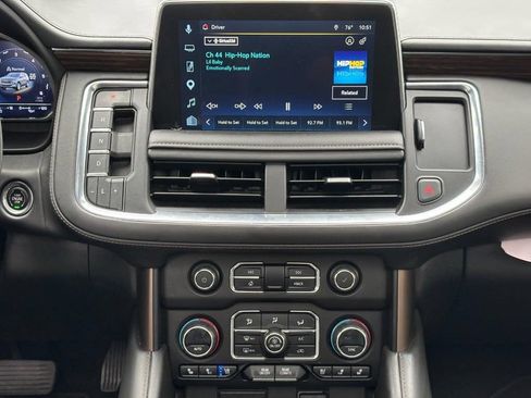 Used 2023 Chevrolet Suburban High Country AWD/4WD image 14