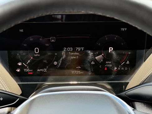 Used 2025 GMC Yukon XL Denali AWD/4WD image 17