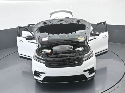 Used 2025 Land Rover Range Rover Velar Dynamic SE image 72