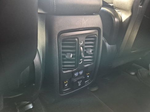 Used 2022 Dodge Durango GT AWD/4WD image 33