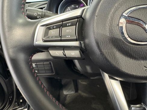 Used 2018 MAZDA MX-5 Miata Club image 18