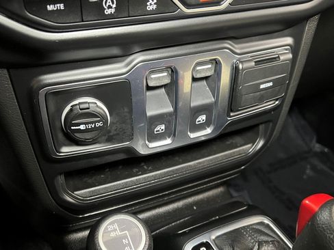 Certified 2023 Jeep Wrangler Sport S image 39