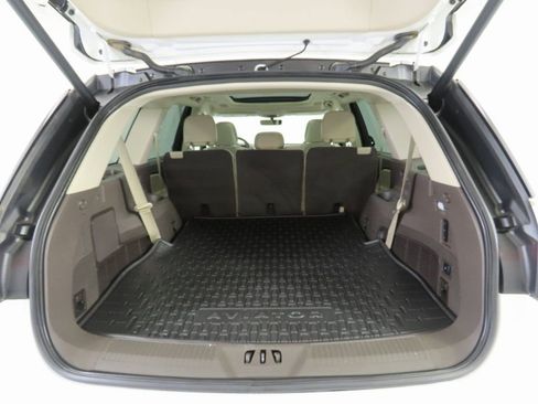 Used 2023 Lincoln Aviator Reserve w/ Equipment Group 201A AWD/4WD image 30