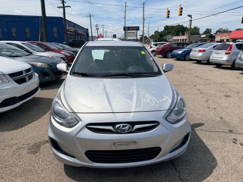 Used 2012 Hyundai Accent GS FWD image 36